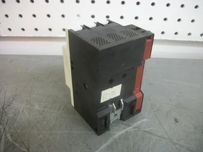 SIEMENS MOTOR PROTECTOR CIRCUIT BREAKER 3VU1300-1MJ00 2.4-4AMP