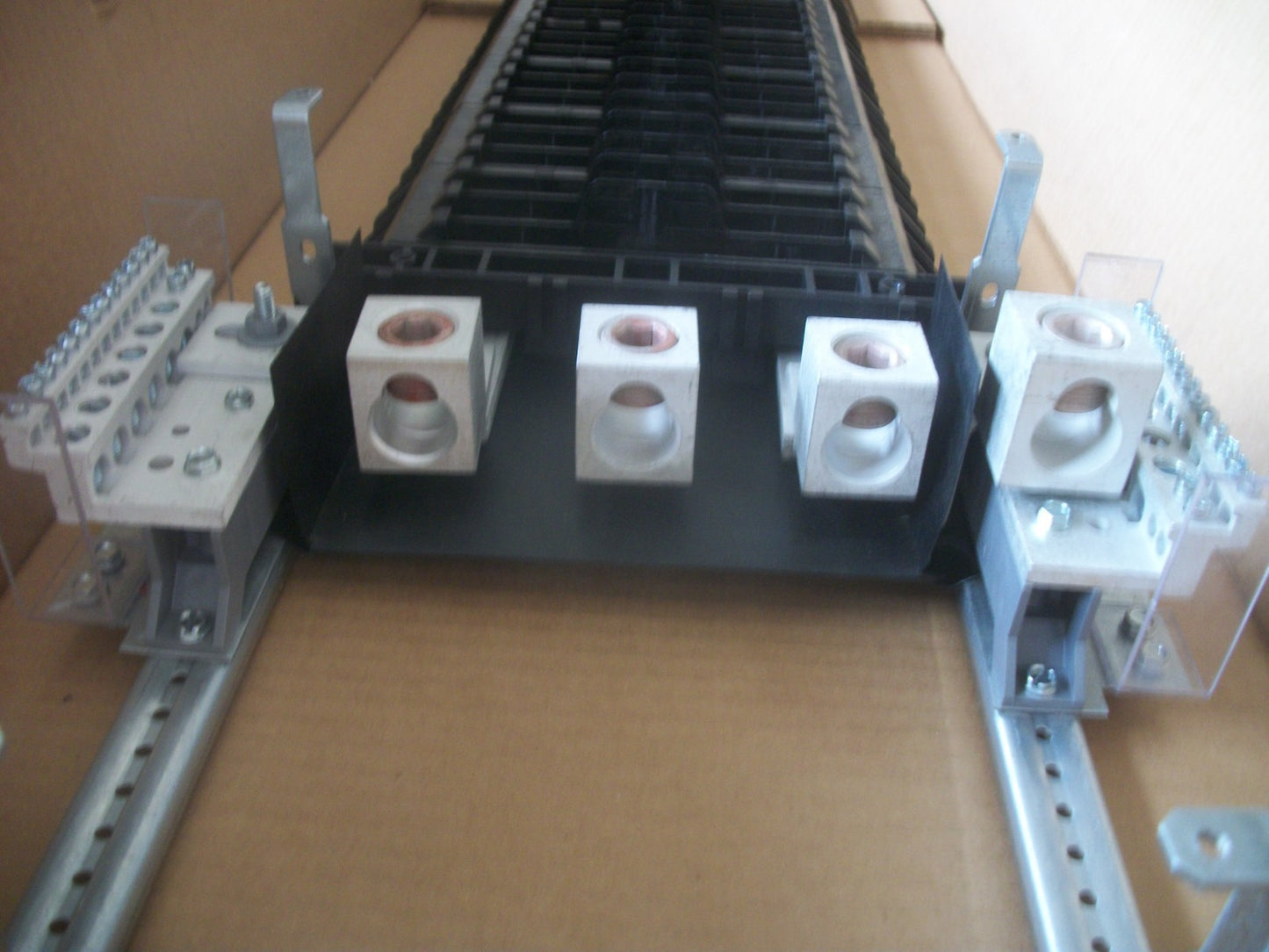 GE A-SERIES II 64" PANELBOARD INTERIOR AQF3544MBX & BOX ENCLOSURE AB64B NIB