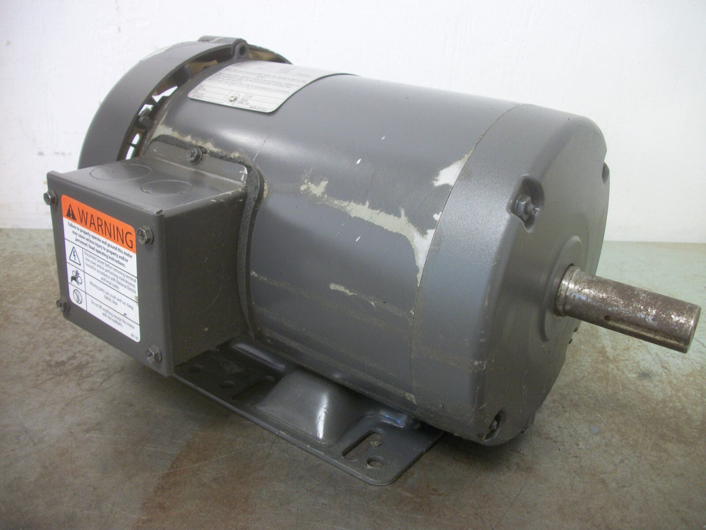 DAYTON 1-3/4HP 143-5T/56HZ TEFC AC MOTOR 2NKX4 460VOLT 3PH 1760/1450RPM NOB