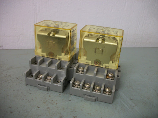 IDEC LOT OF 2 4PDT PLUG IN RELAYS RH4B-U 12VCOIL 10AMP