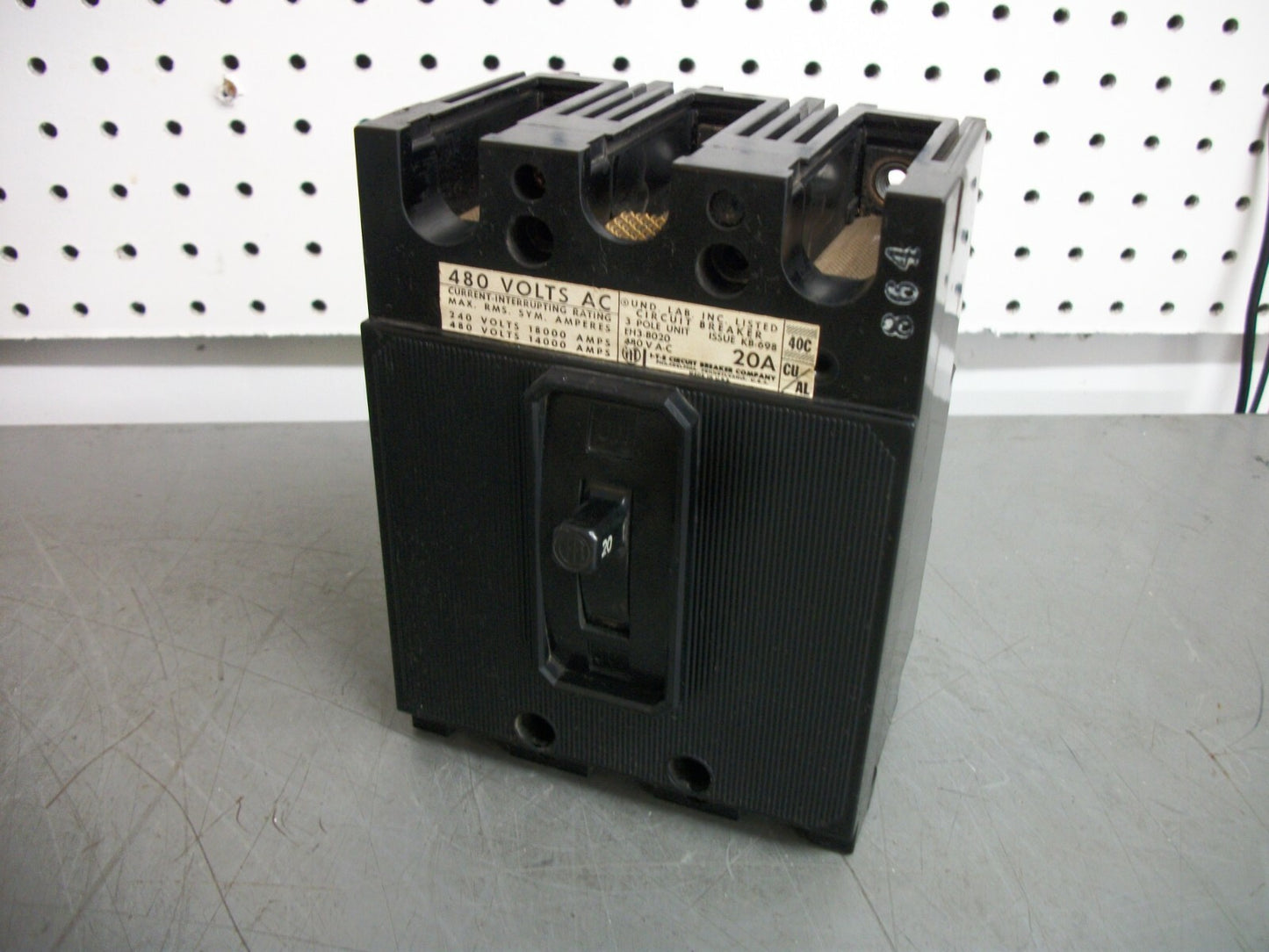 SIEMENS EH3 CIRCUIT BREAKER EH3B020 20AMP 480VOLT 3POLE