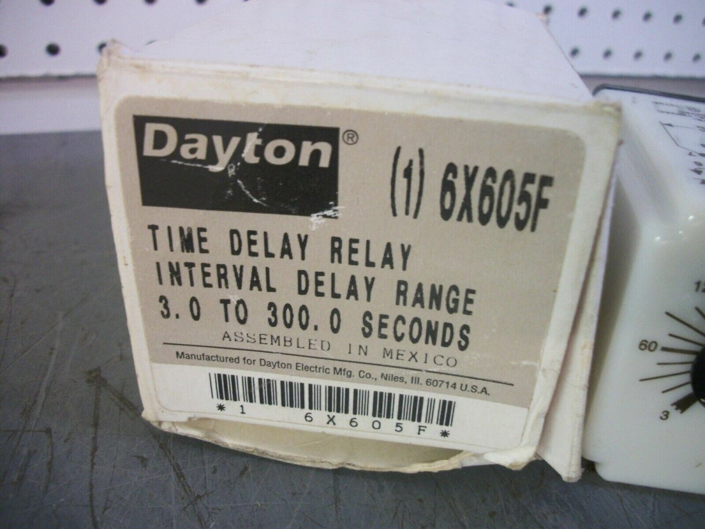 DAYTON TIME DELAY RELAY 6X605F 3.0-300.0SEC NIB