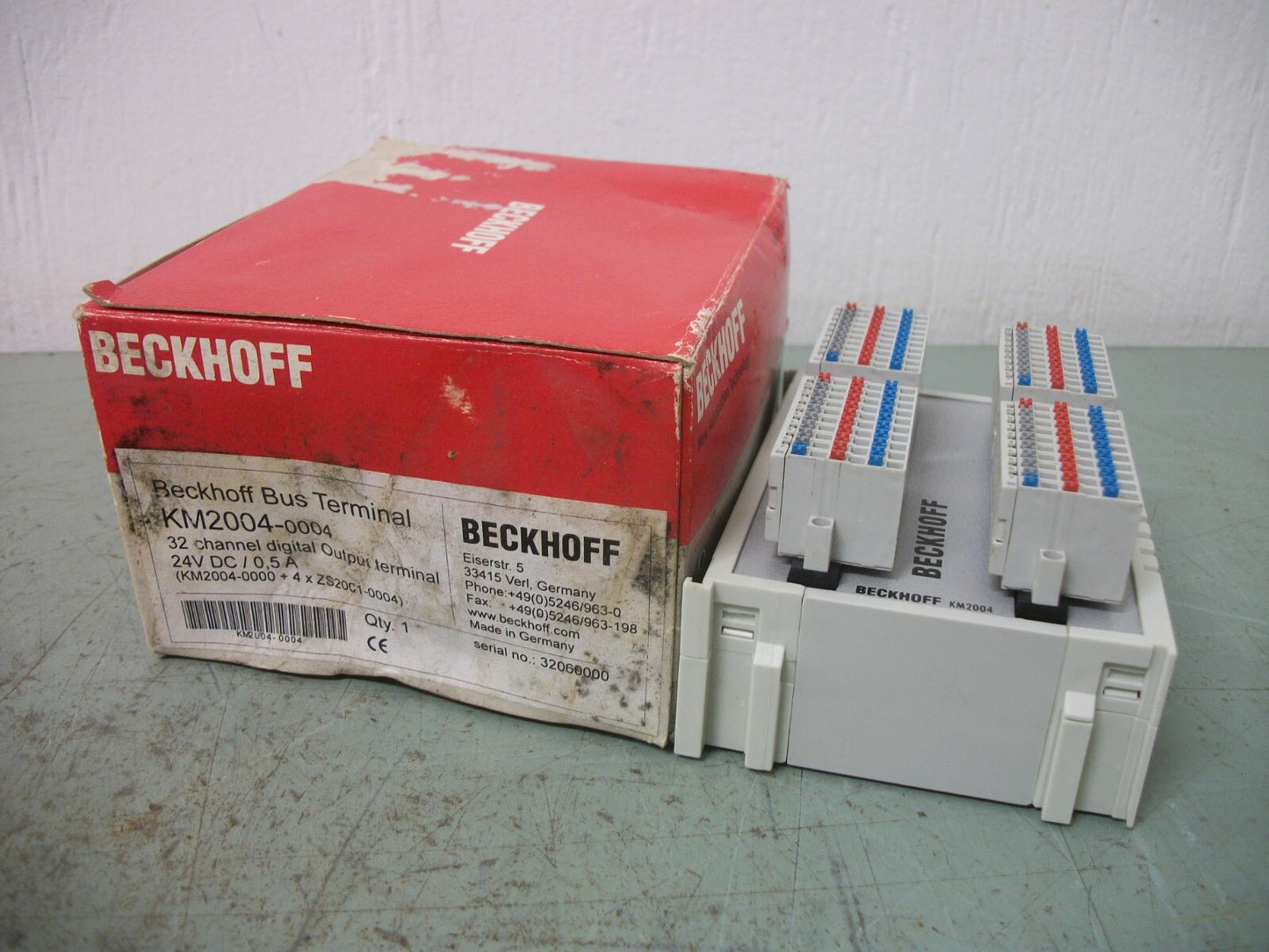 BECKHOFF 32-CHANNEL DIGITAL OUTPUT TERMINAL KM2004-0004 NIB