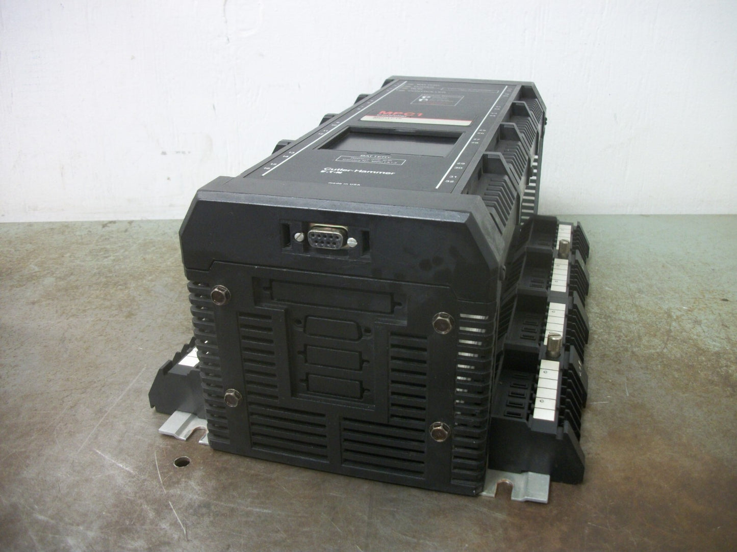 CUTLER-HAMMER EXPANDABLE PLC CONTROLLER MPC1C10