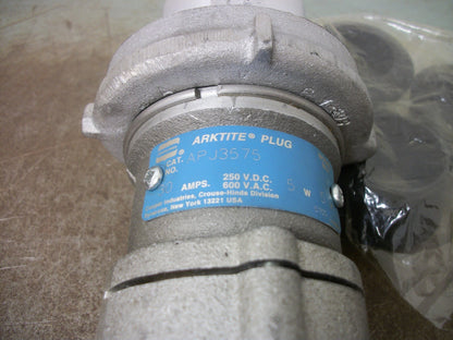 CROUSE-HINDS ARKTITE PLUG & SLEEVE CONNECTOR APJ3575 30AMP 600VOLT 5W 5P NOB