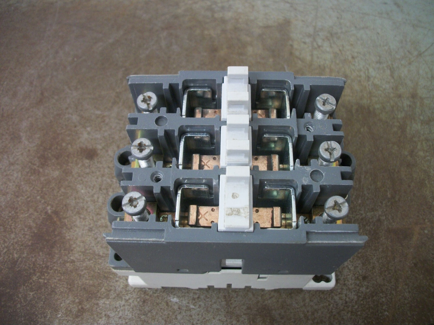 ABB CONTACTOR A50-30 100AMP 480VCOIL 3PH 600V 50HP NOB