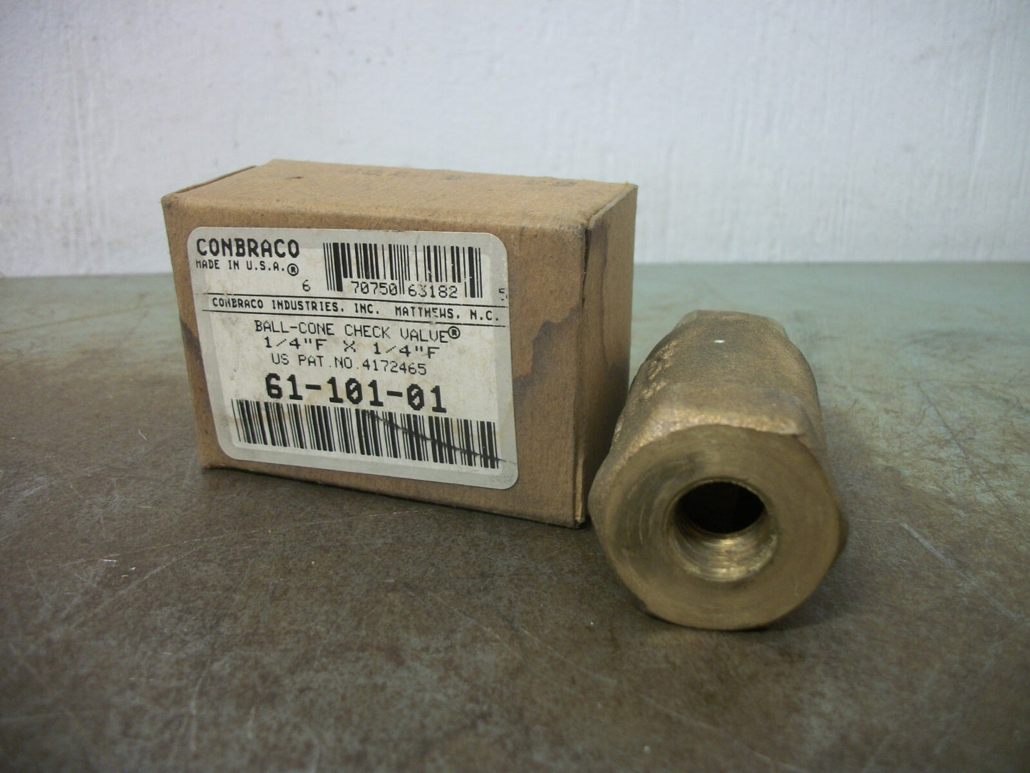 CONBRACO 1/4" F X 1/4" F BALL-CONE CHECK VALVE 61-101-01 NIB