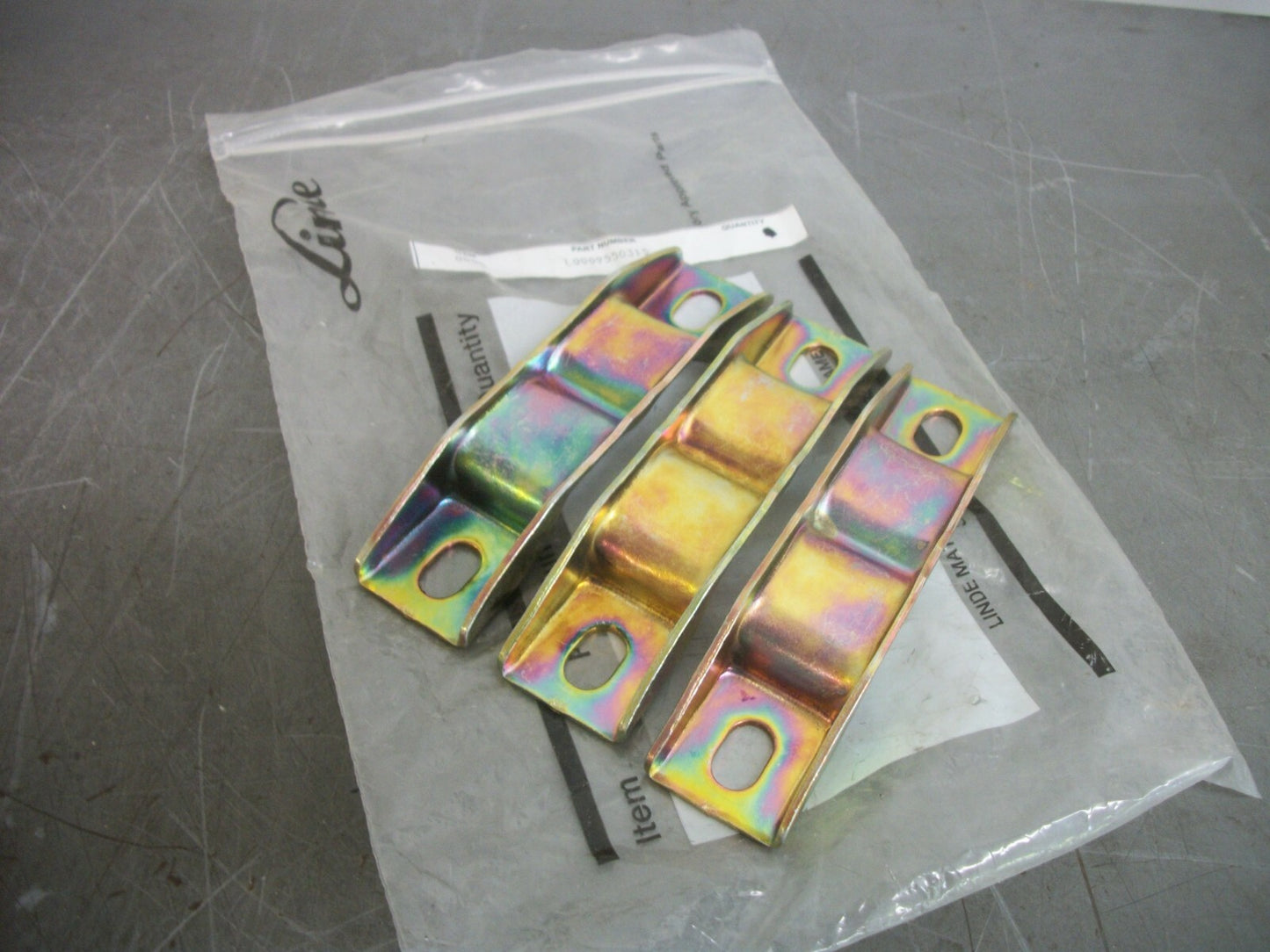 LINDE LOT OF 3 CLIPS L0009550315 NEW