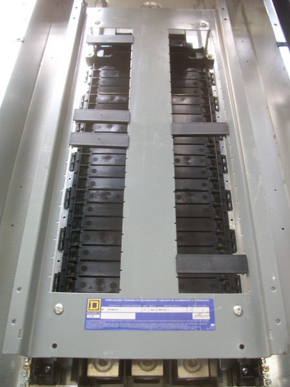 SQUARE D NF LOAD CENTER PANELBOARD NF484L6C 600AMP 600Y/347VOLT 3PH NEW