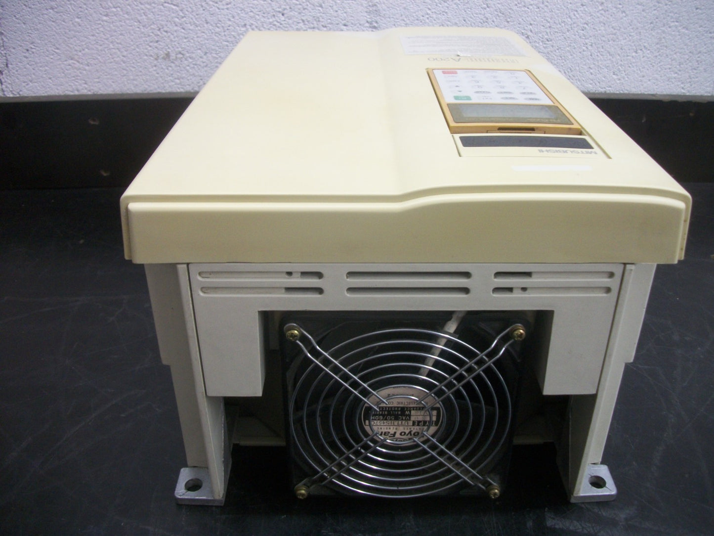 MITSUBISHI FREQROL A200 20HP INVERTER DRIVE FR-A220-11K-TF2 230VOLT 54AMP 3PH