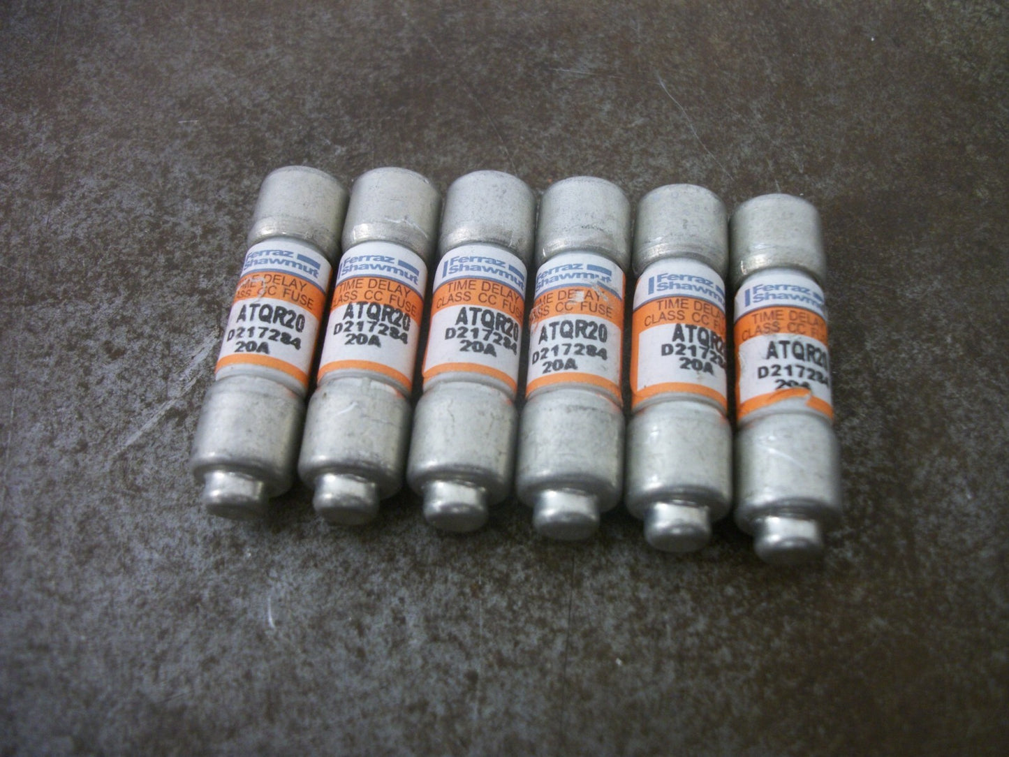 FERRAZ-SHAWMUT LOT OF 6 TIME DELAY CC FUSES ATQR20 20AMP 600VOLT