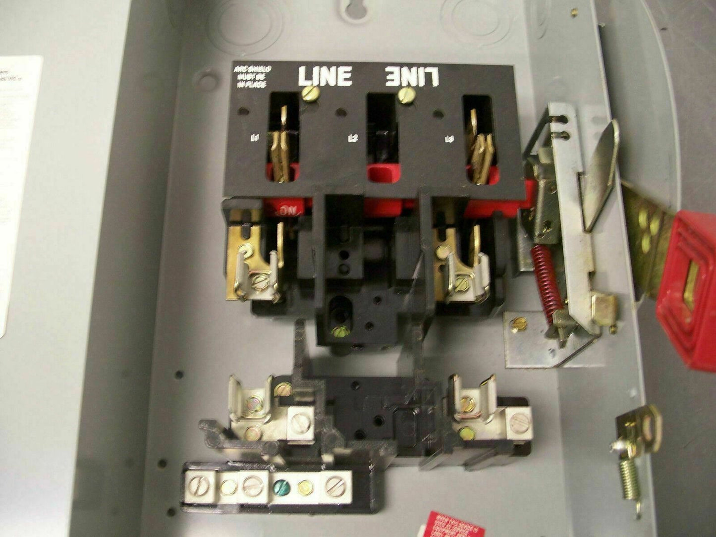 GE DISCONNECT TYPE 1 TH3222 60AMP 240VOLT 2POLE FUSIBLE