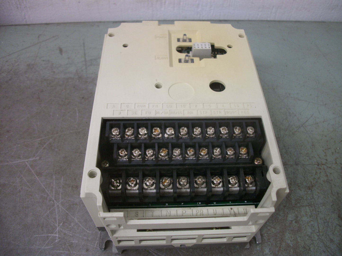 MITSUBISHI FREQROL-A024 0.4KW INVERTER DRIVE FR-A024-0.4KP 230VOLT 3AMP