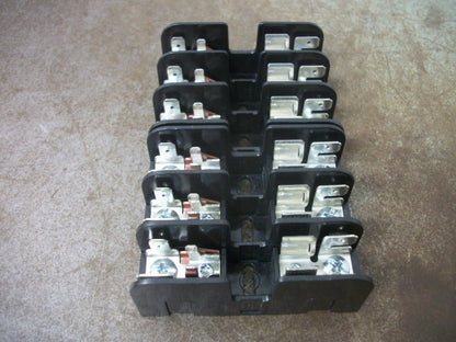 FERRAZ-SHAWMUT LOT OF 2 CLASS CC FUSEHOLDERS 30313R 30AMP 600VOLT 3POLE