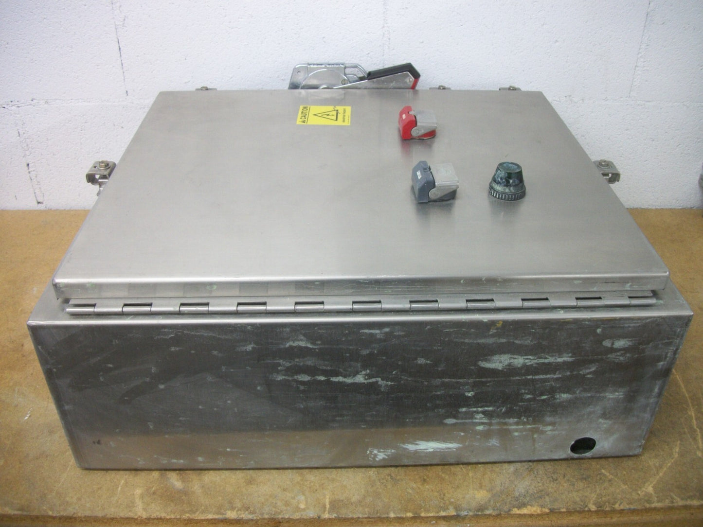 ALLEN-BRADLEY S.S. STARTER COMBO 4X,12 SIZE 0 509-AOD-A2F 120VCOIL 30AMP FUSIBLE