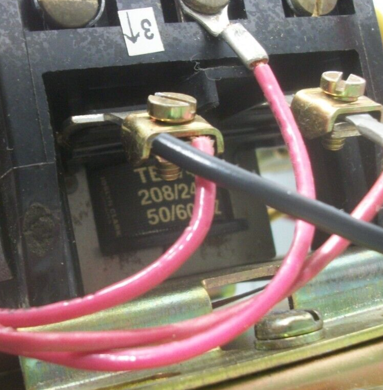 JOSLYN CLARK ENCL SIZE 2 MOTOR STARTER HP25U03 240VCOIL 45AMP 600VOLT 3PH 25HP