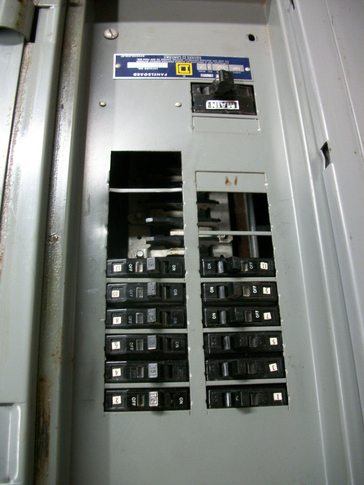 SQUARE D NQO LOAD CENTER PANELBOARD NQO446042 100AMP 120/240VOLT 1PH 3W 50A MAIN