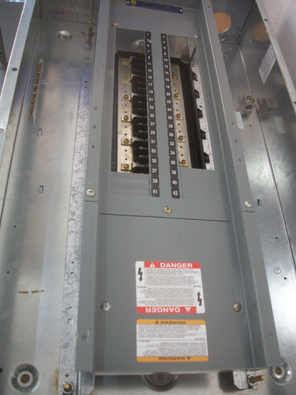 SQUARE D NQOD LOAD CENTER PANELBOARD NQOD442L225 225AMP 208Y/120/240VOLT 3PH