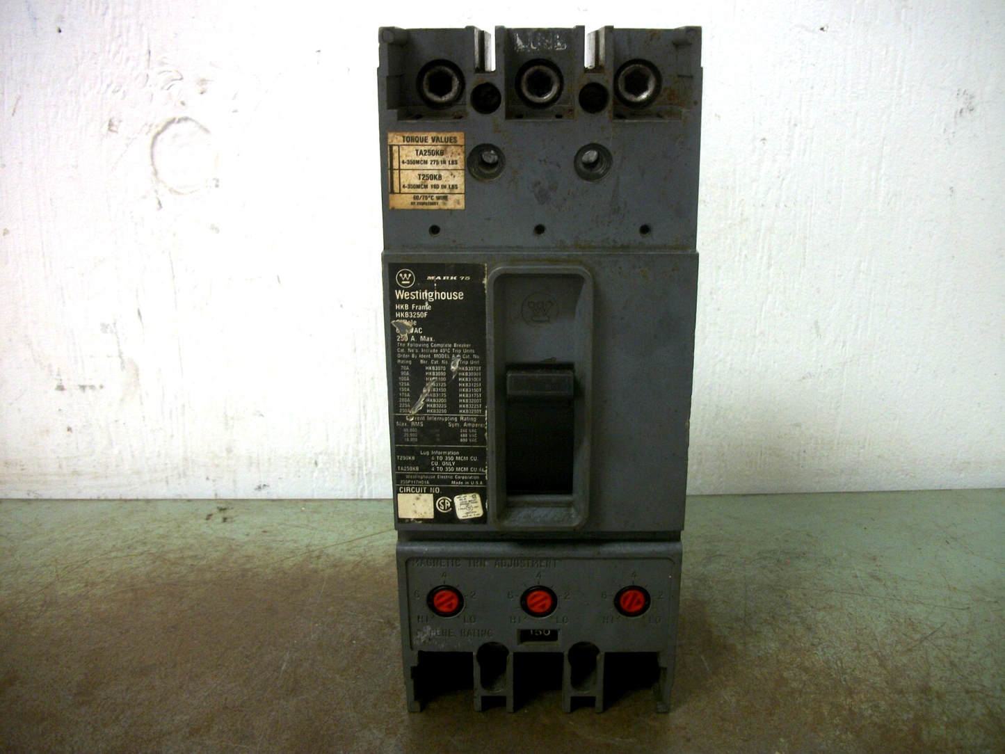 SIEMENS HKB CIRCUIT BREAKER HKB3250F 250AMP 600VOLT 3POLE W/150A TRIP