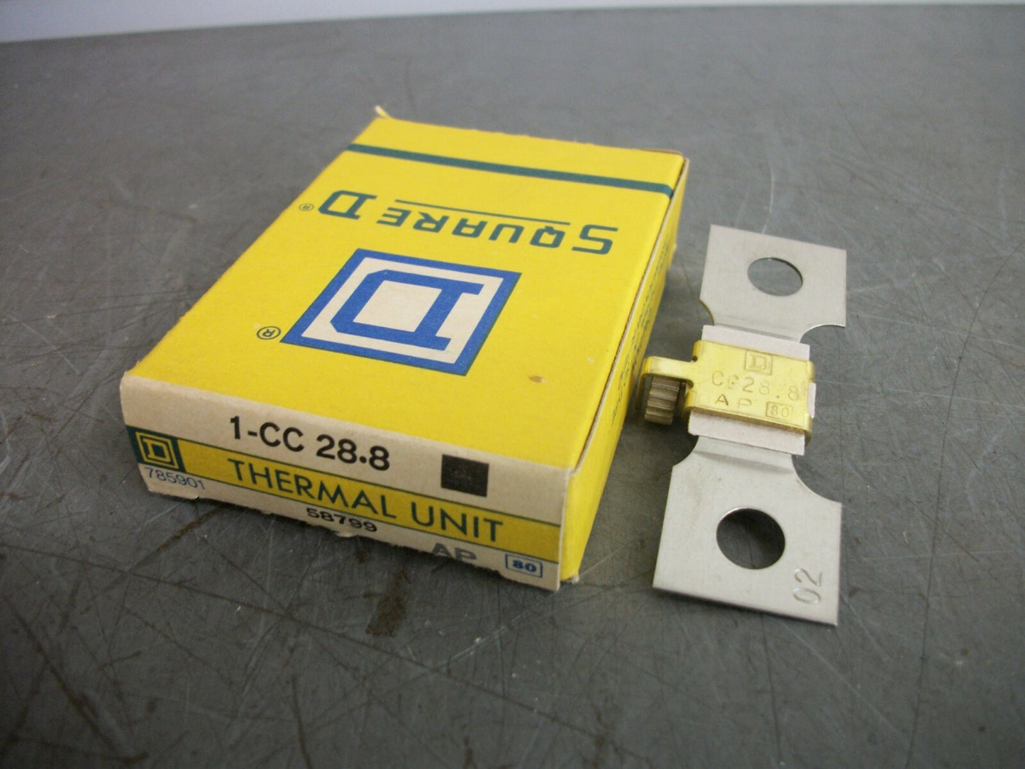 SQUARE D OVERLOAD RELAY THERMAL HEATER CC28.8 NIB