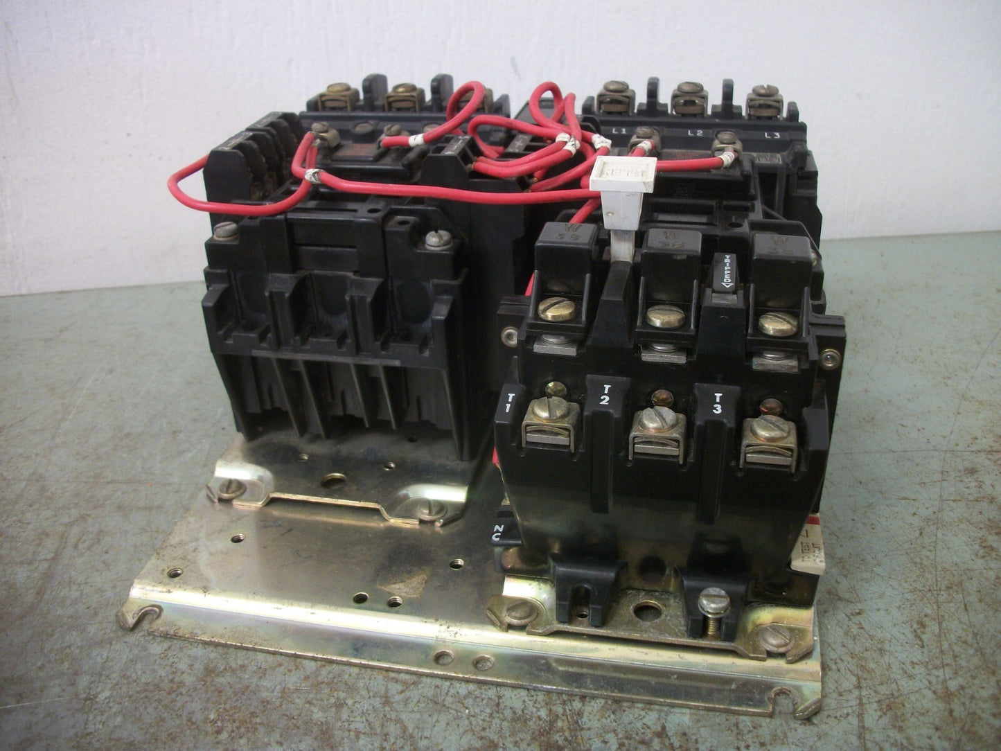 ALLEN-BRADLEY REV SIZE 0 MOTOR STARTER 505-AOD 18AMP 120VCOIL 3PH 600V 5HP