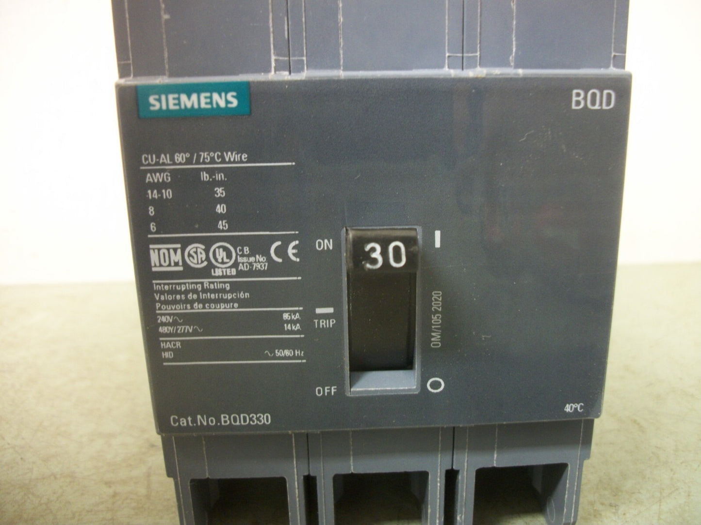 SIEMENS BQD CIRCUIT BREAKER BQD330 30AMP 480VOLT 3POLE NOB