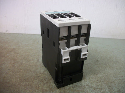 SIEMENS CONTACTOR 3RT1026-1B..0 35AMP 24VCOIL 3PH 600V 20HP