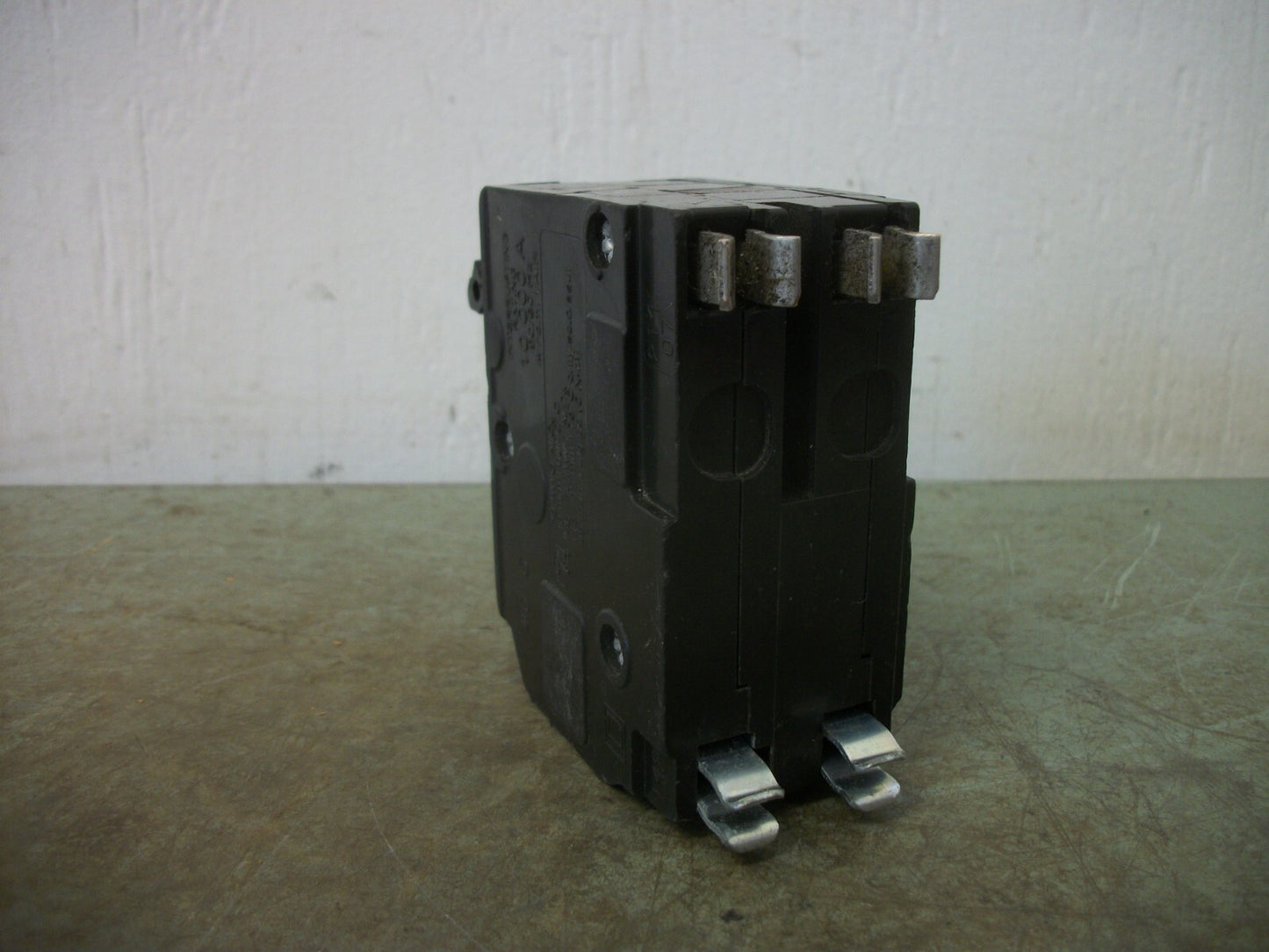 SQUARE D QO CIRCUIT BREAKER QO245 45AMP 240VOLT 2POLE NOB