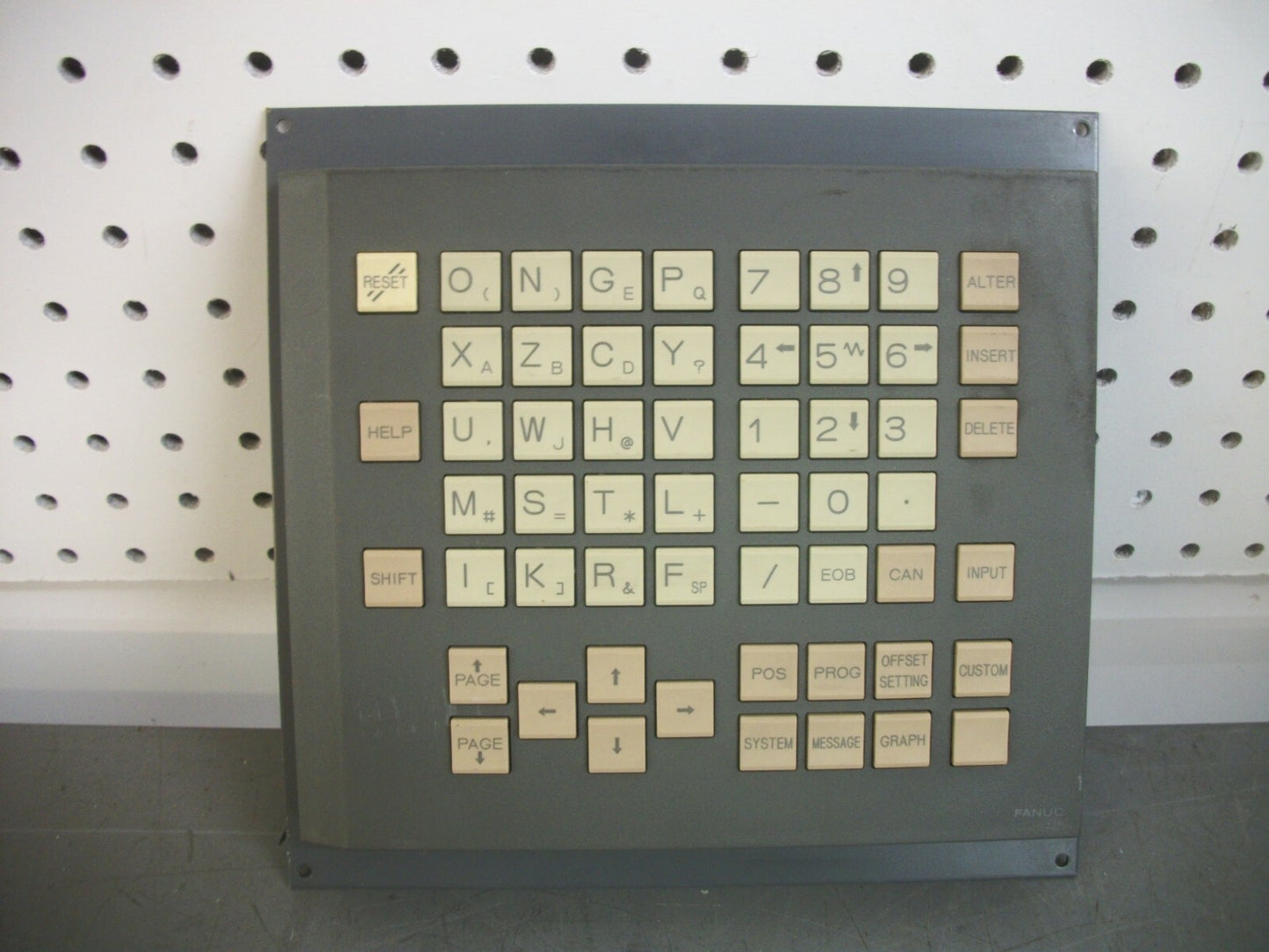 GE FANUC MDI KEYPAD UNIT A02B-0236-C125/TBR