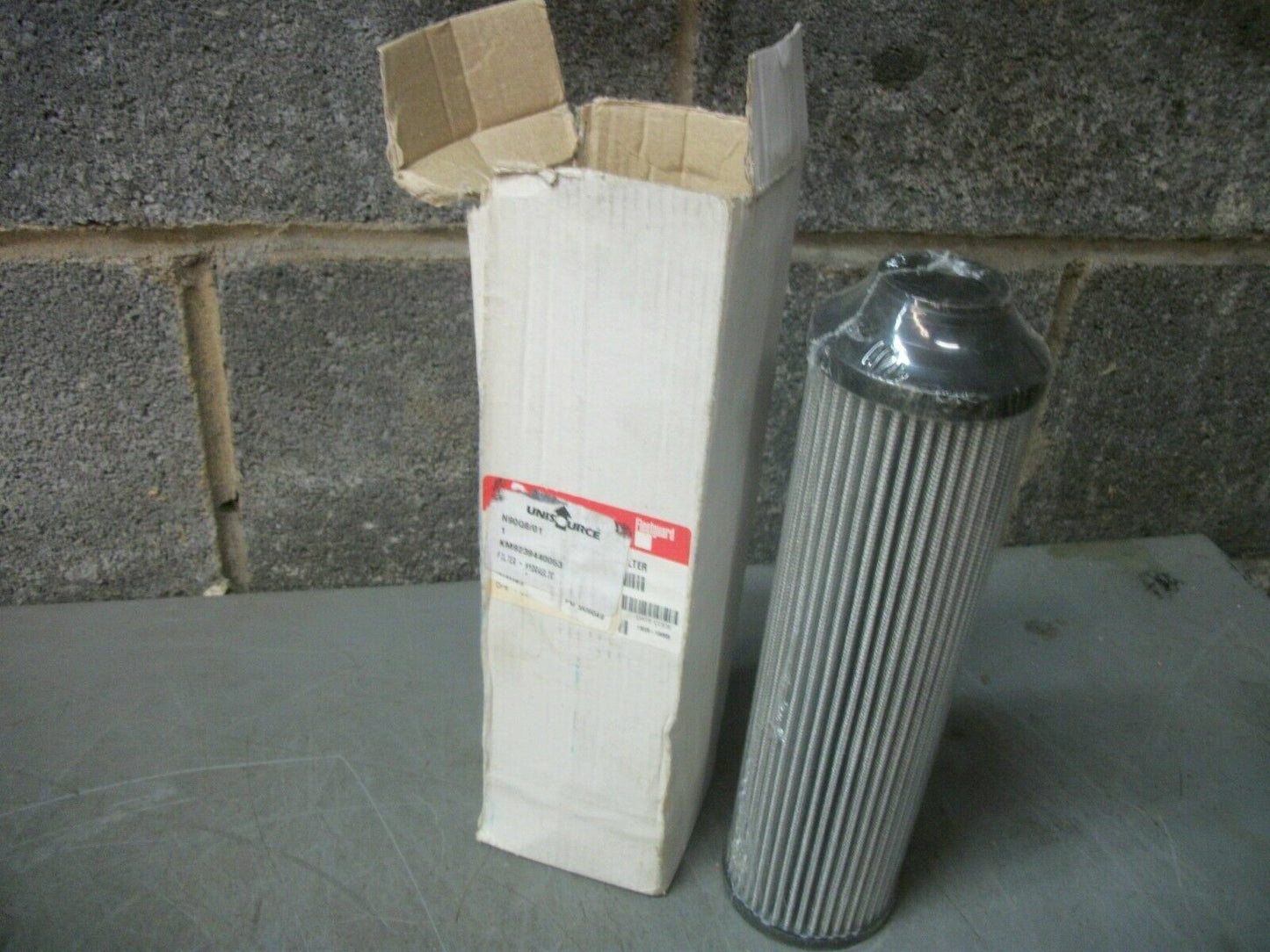 FLEETGUARD FORK LIFT HYDRAULIC FILTER HF35370 NIB