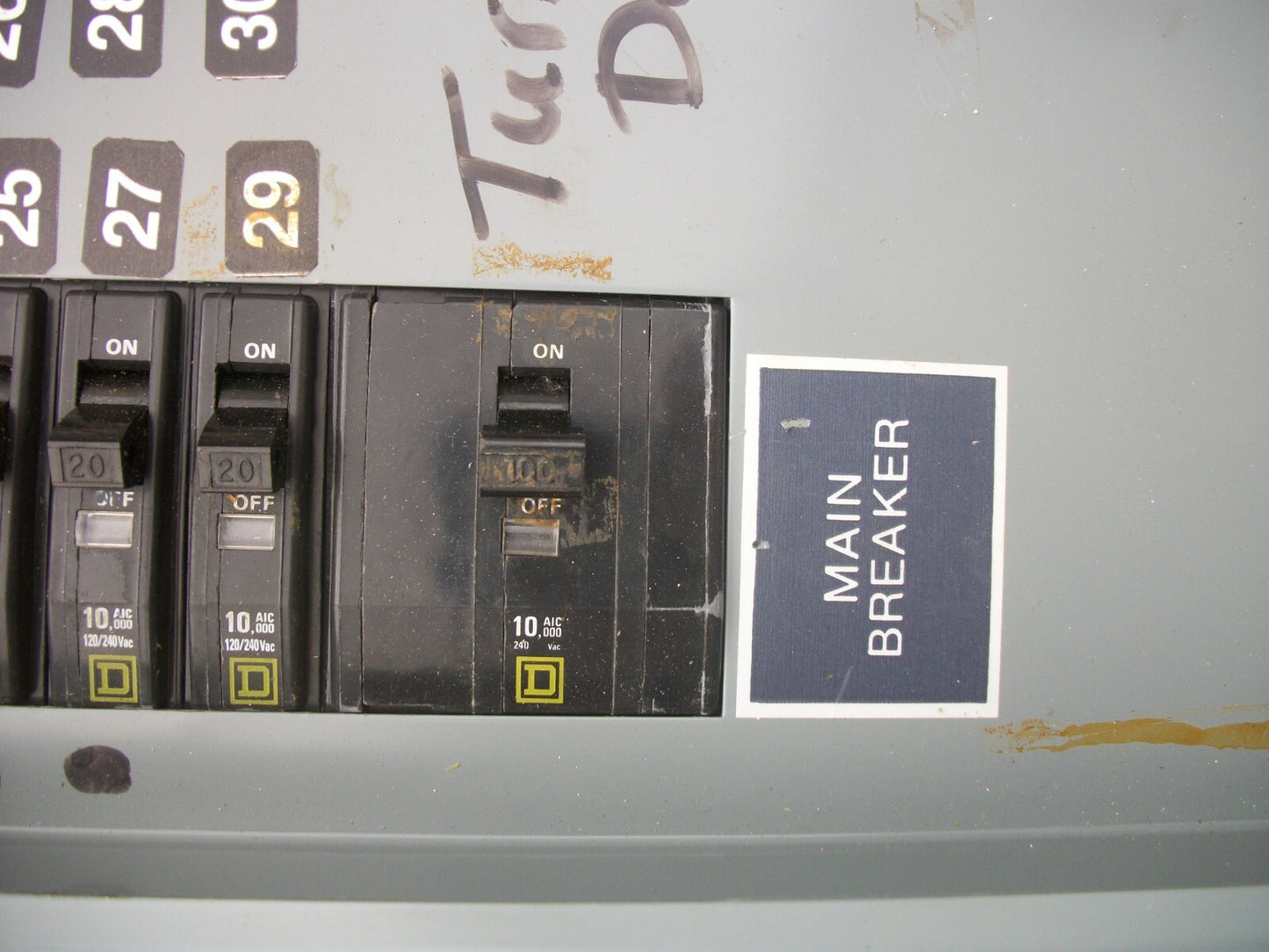 SQUARE D NQOD LOAD CENTER PANELBOARD NQOD430M100 100A 208Y/120/240V 100A MAIN