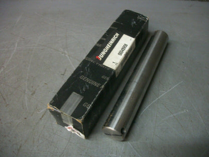 JUNGHEINRICH FORK LIFT BOLT 50045958 NIB