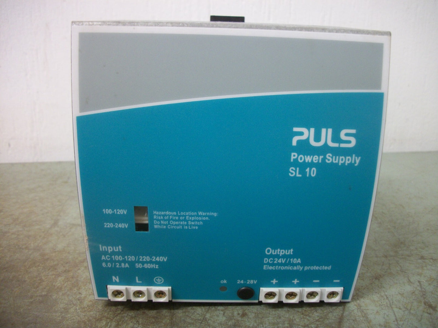 PULS SL10 POWER SUPPLY SL10.100 24-28VDC 10AMP 240WATT