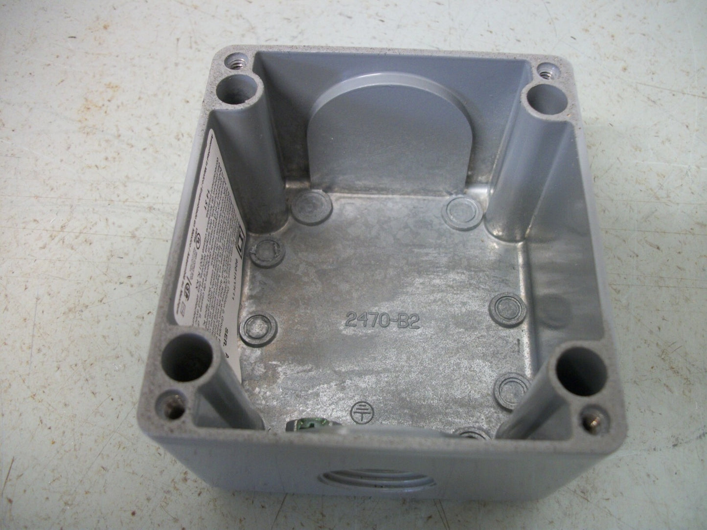 SQUARE D 1-UNIT PUSHBUTTON ENCLOSURE ONLY 9001KYK11 9001KYK13 NOB