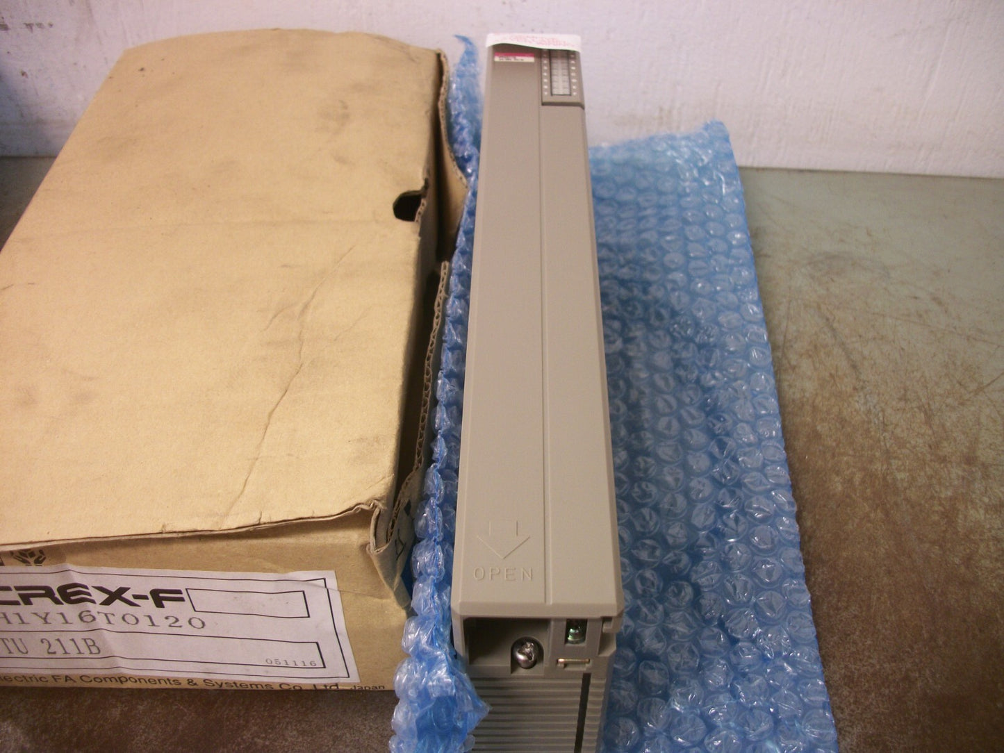 FUJI MICREX-F 16-POINT DIGITAL OUTPUT MODULE FTU211B 24-48VOLT NIB