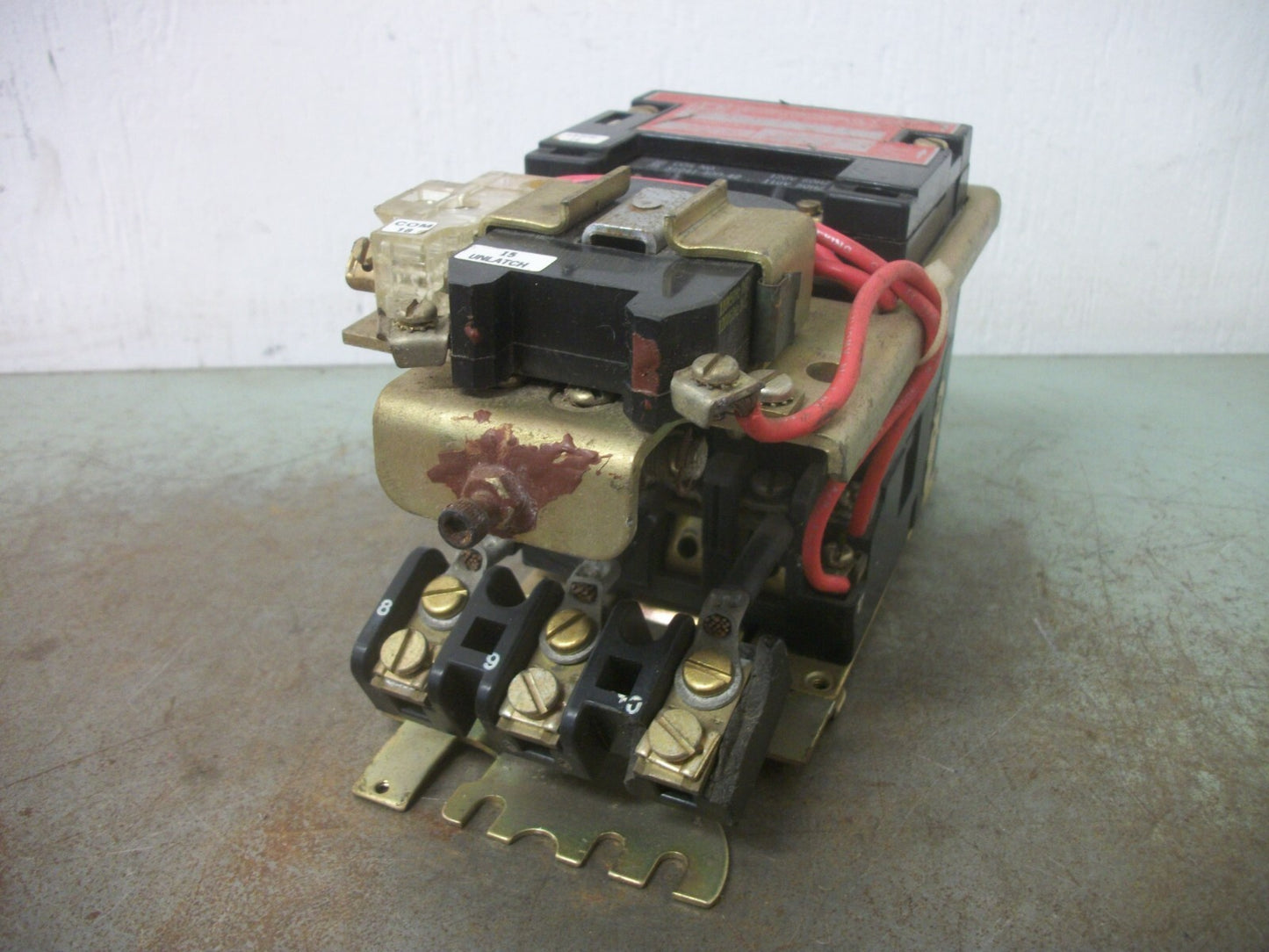 SQUARE D 30AMP 3POLE LIGHTING CONTACTOR 8903SMO11 8903SM011 120VCOIL CHIPPED