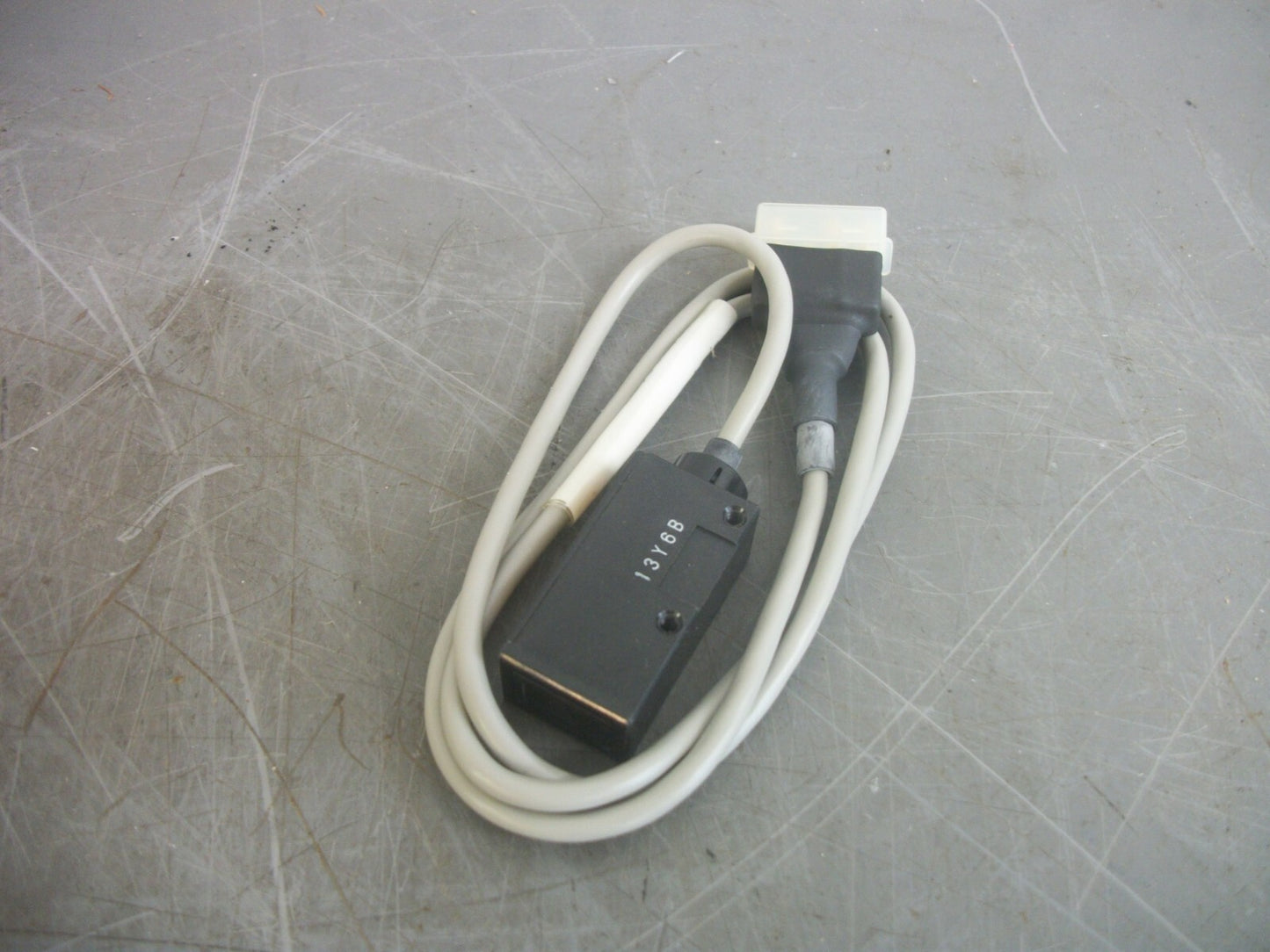 OMRON PHOTOELECTRIC SWITCH E3S-DS10E4 NOB