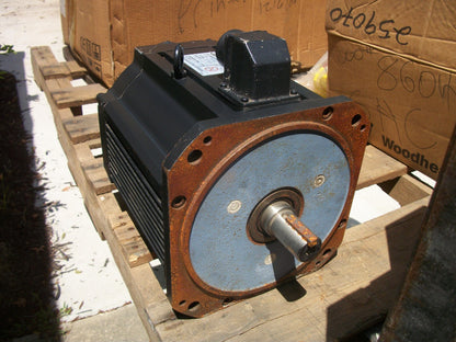 YASKAWA 4.0KW AC SERVO MOTOR USADED-40YRW11 2000RPM 23.2AMP NOB