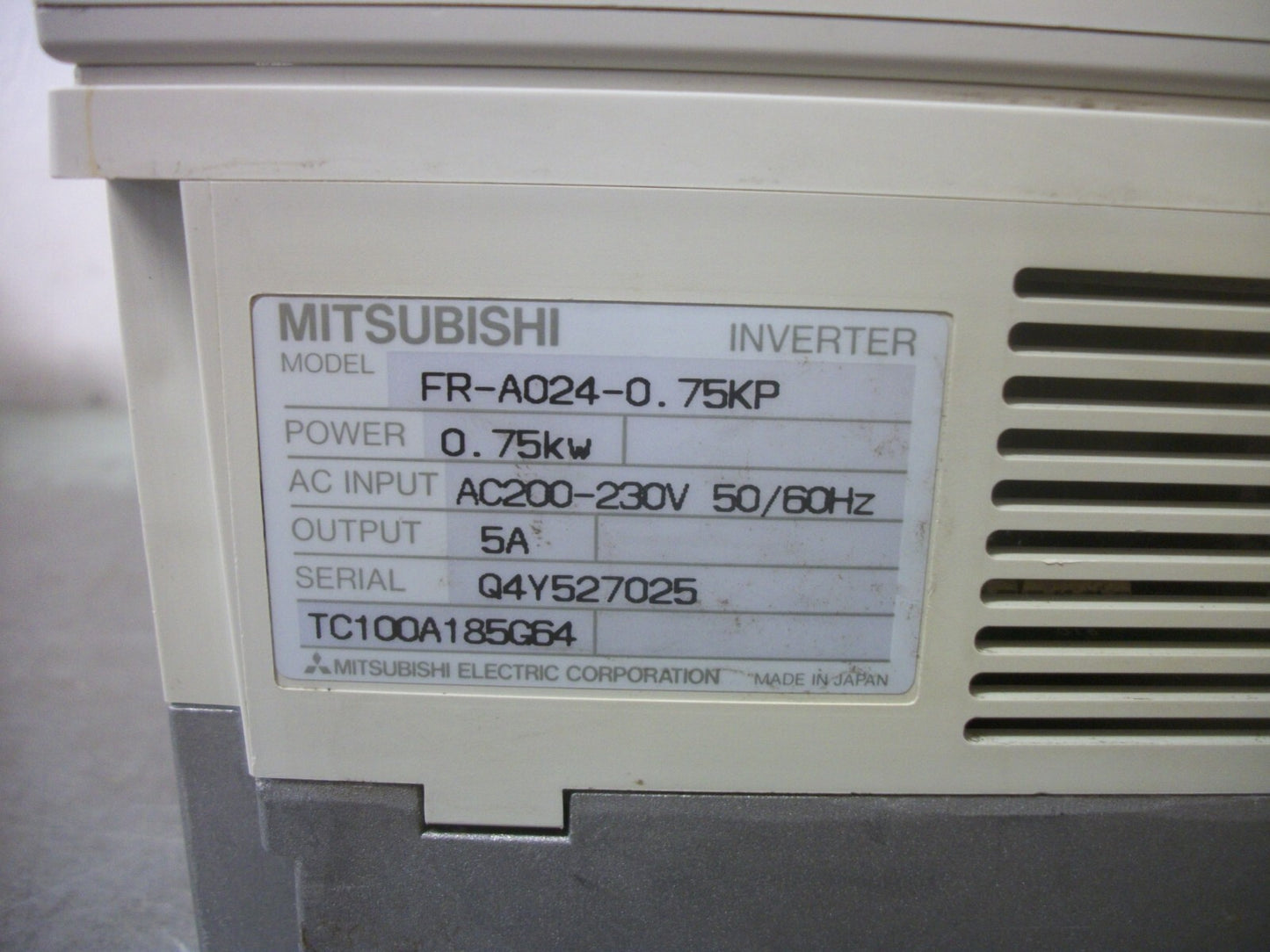 MITSUBISHI FREQROL-A024 0.75KW INVERTER DRIVE FR-A024-0.75KP 230VOLT 5AMP