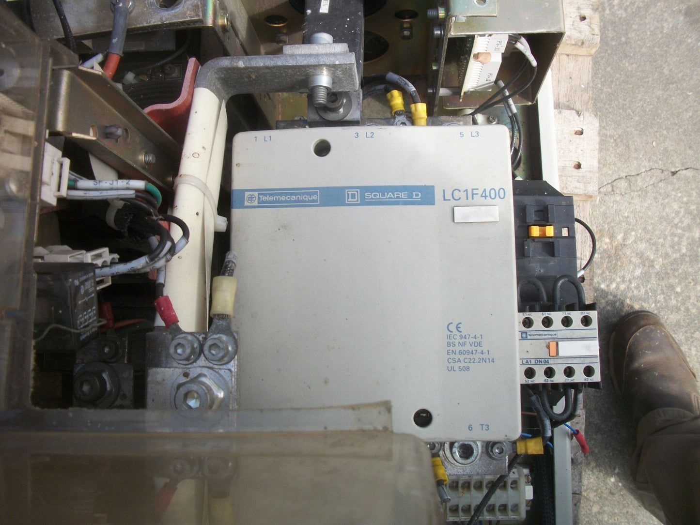 SQUARE D TELEMECANIQUE 250HP AC DRIVE ATV66C23N4 460VOLT 3PH 330AMP