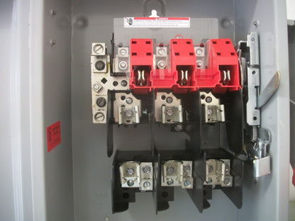 SIEMENS DISCONNECT TYPE 3R HF322NR 60AMP 240VOLT 3POLE FUSIBLE