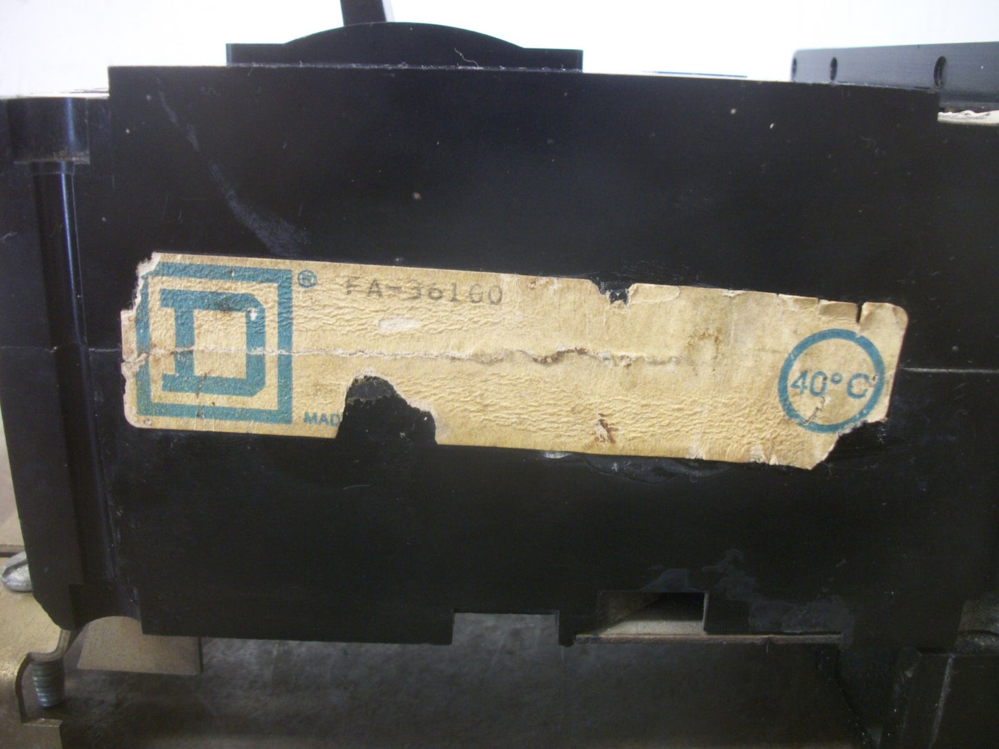 SQUARE D I-LINE FA CIRCUIT BREAKER FA36100 100AMP 600VOLT 3POLE BLACK CHIPPED