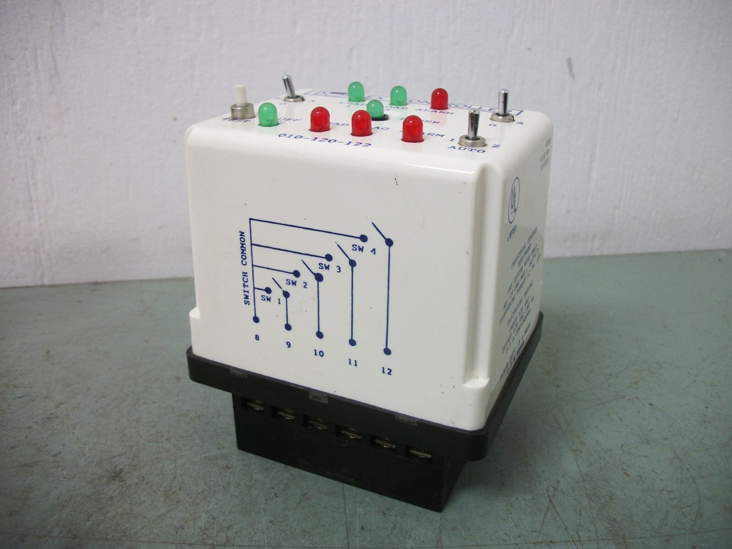 MPE DUPLEX PUMP CONTROLLER 010-120-122 INPUT 120VAC OUTPUT 120VAC 180VA 2.5A NOB