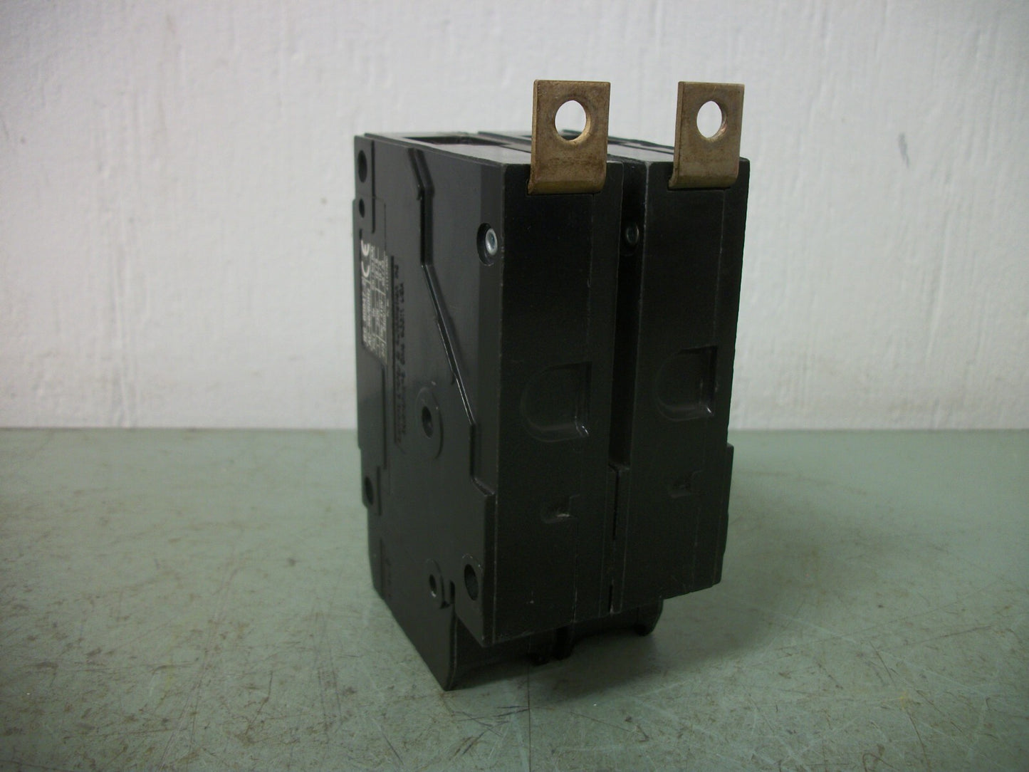 SIEMENS BQD CIRCUIT BREAKER BQD215 15AMP 480VOLT 2POLE NOB