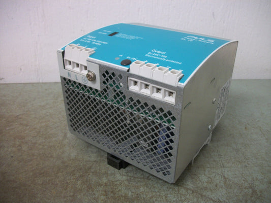 PULS SL10 POWER SUPPLY SL10.100 24-28VDC 10AMP 240WATT