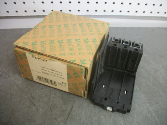 KLOCKNER-MOELLER MOTOR PROTECTOR BASE EZ-PKZ2 NIB