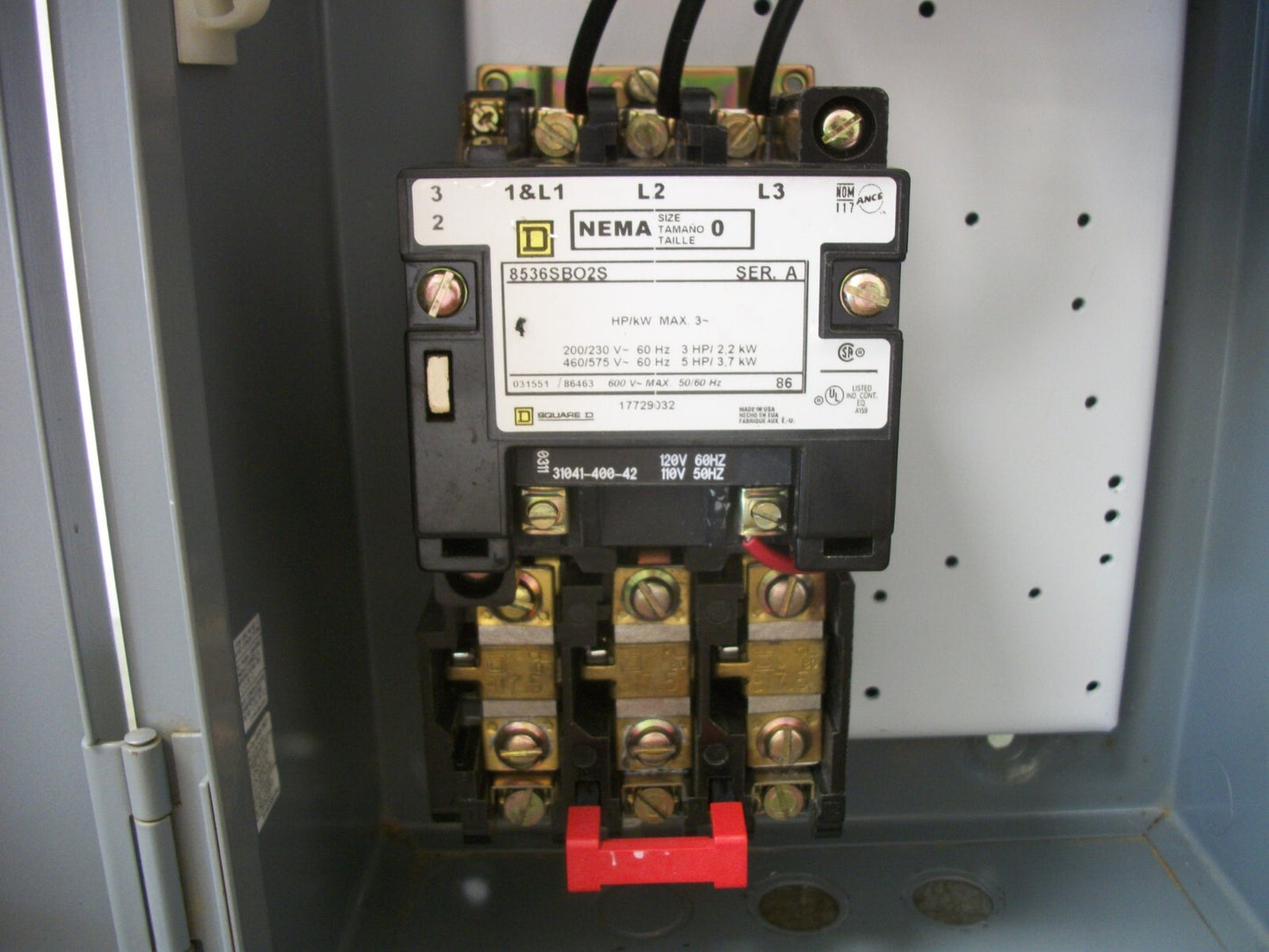 SQUARE D STARTER COMBO SIZE 0 TYPE 1 8536SBO2S 120VCOIL 600V 3PH 30AMP FUSIBLE