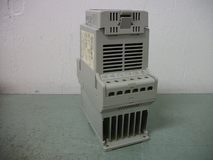 ALLEN-BRADLEY 2HP ANALOG S.F. SPEED CONTROLLER 160-BA04NSF1 460VOLT 3PH 4AMP