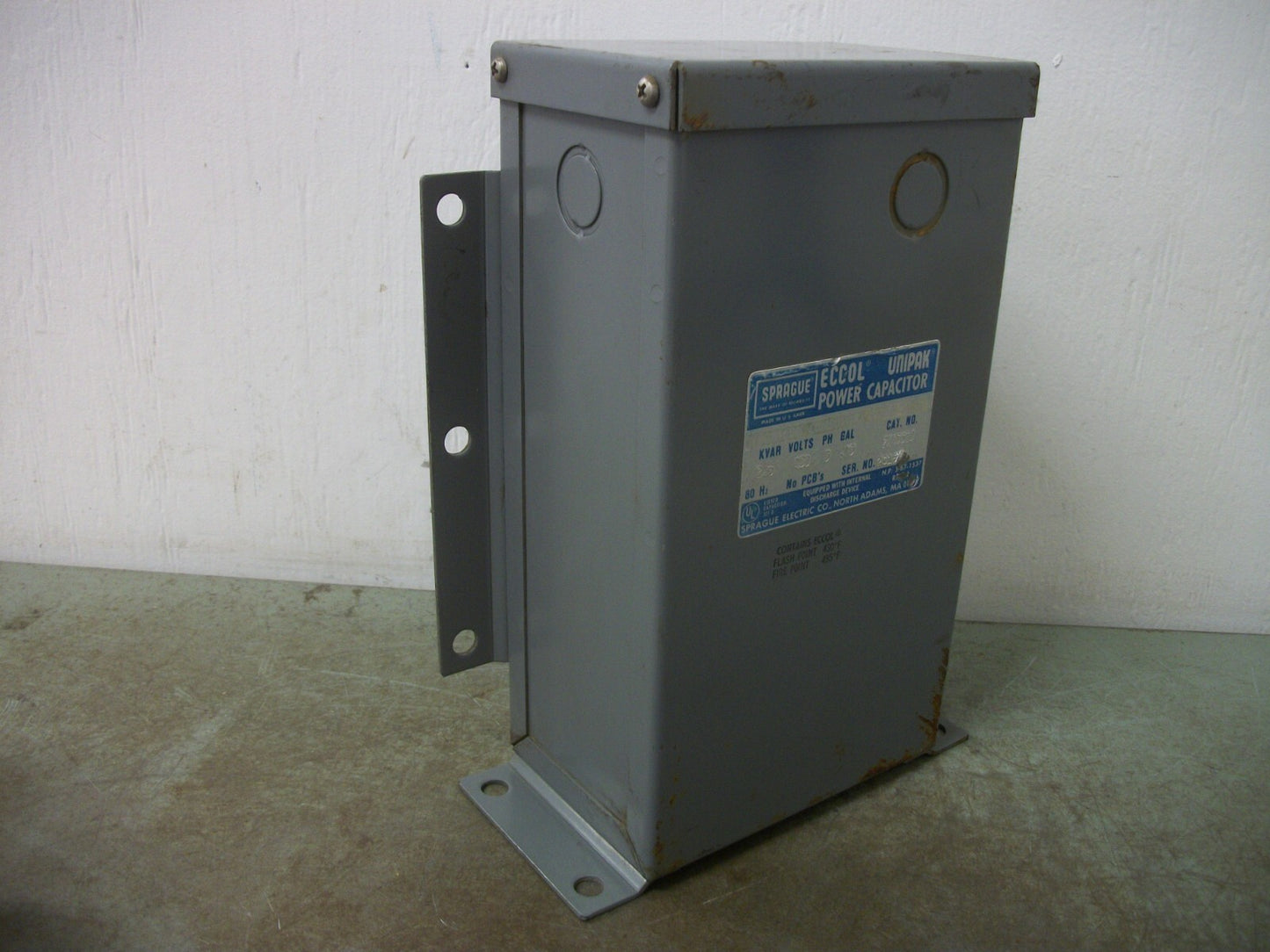 SPRAGUE ECCOL UNIPAK POWER CAPACITOR 2X43CEU 2.5KVAR 480VOLT 3PH NOB