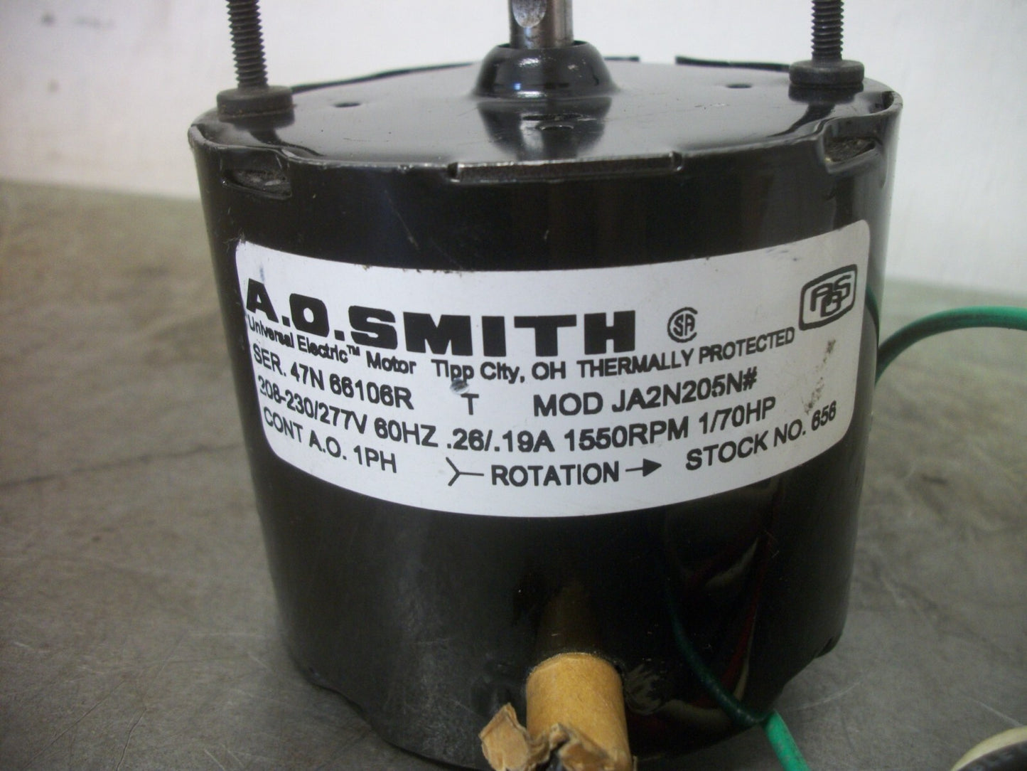 A.O. SMITH 1/70HP CONDENSER MOTOR JA2N205N# 277VOLT 1550RPM NOB